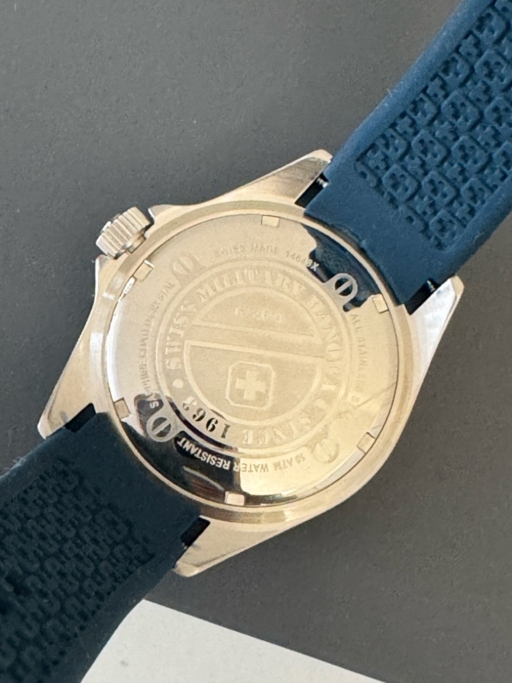 Swiss Military Hanowa Blue Diver Watch - Picture 4 of 7
